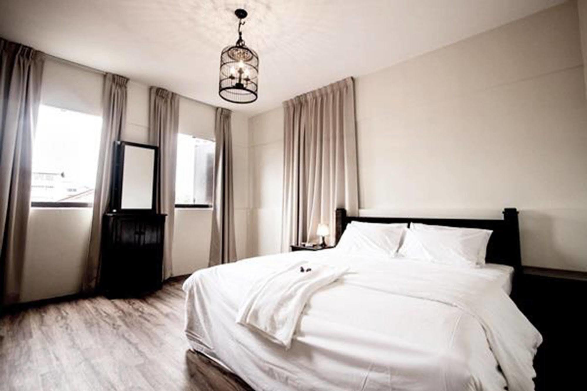Hotel 8 Boutique By The Sea Tanjung Tokong Exteriér fotografie