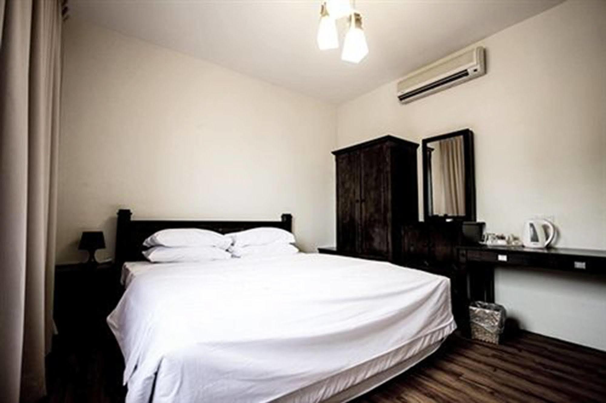 Hotel 8 Boutique By The Sea Tanjung Tokong Exteriér fotografie