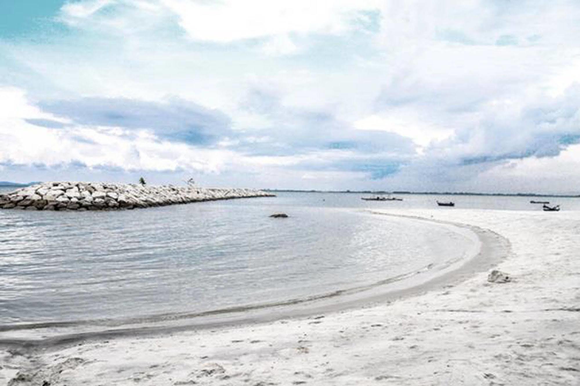 Hotel 8 Boutique By The Sea Tanjung Tokong Exteriér fotografie